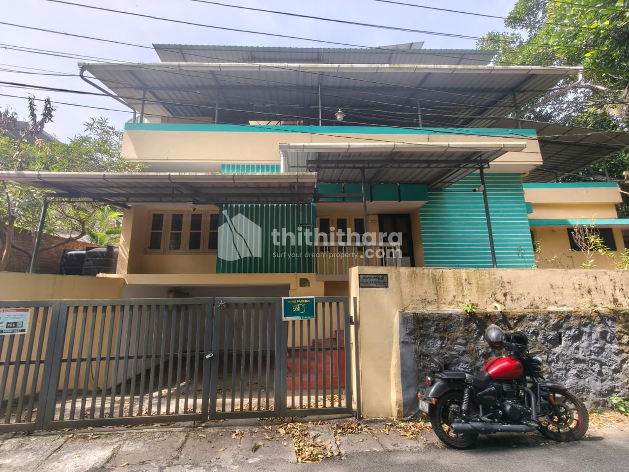 2400sqft 3 BHK House for Sale in MG nagar Thrissur