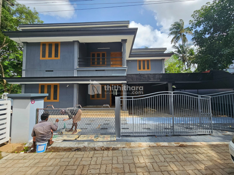 4BHK House for sale in Punkunnam