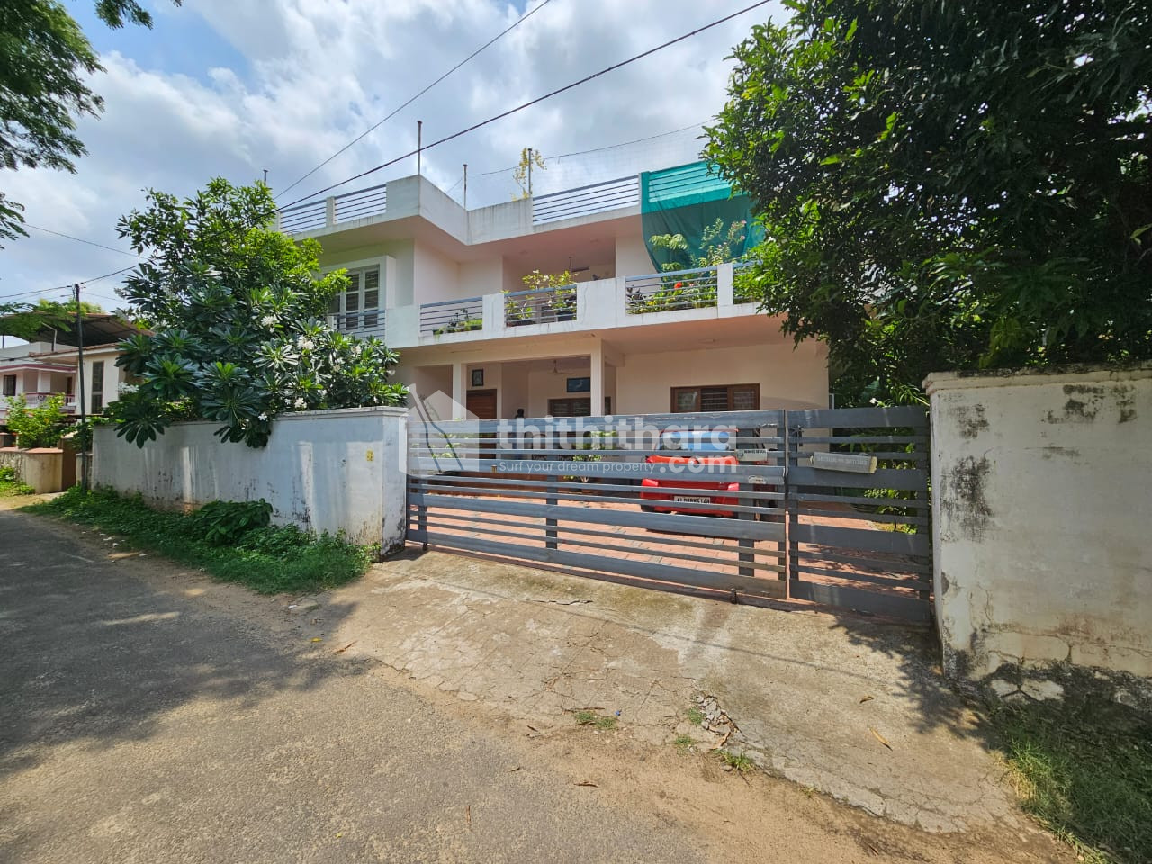 House for sale in Chembukkav
