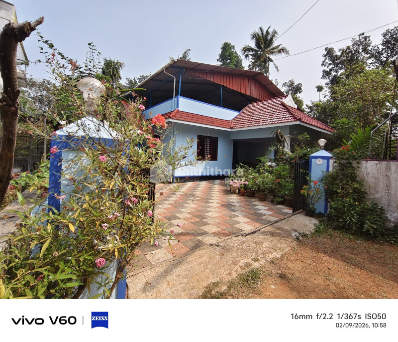 3 BHK Independent House available for Sale in Aluva Ernakulam