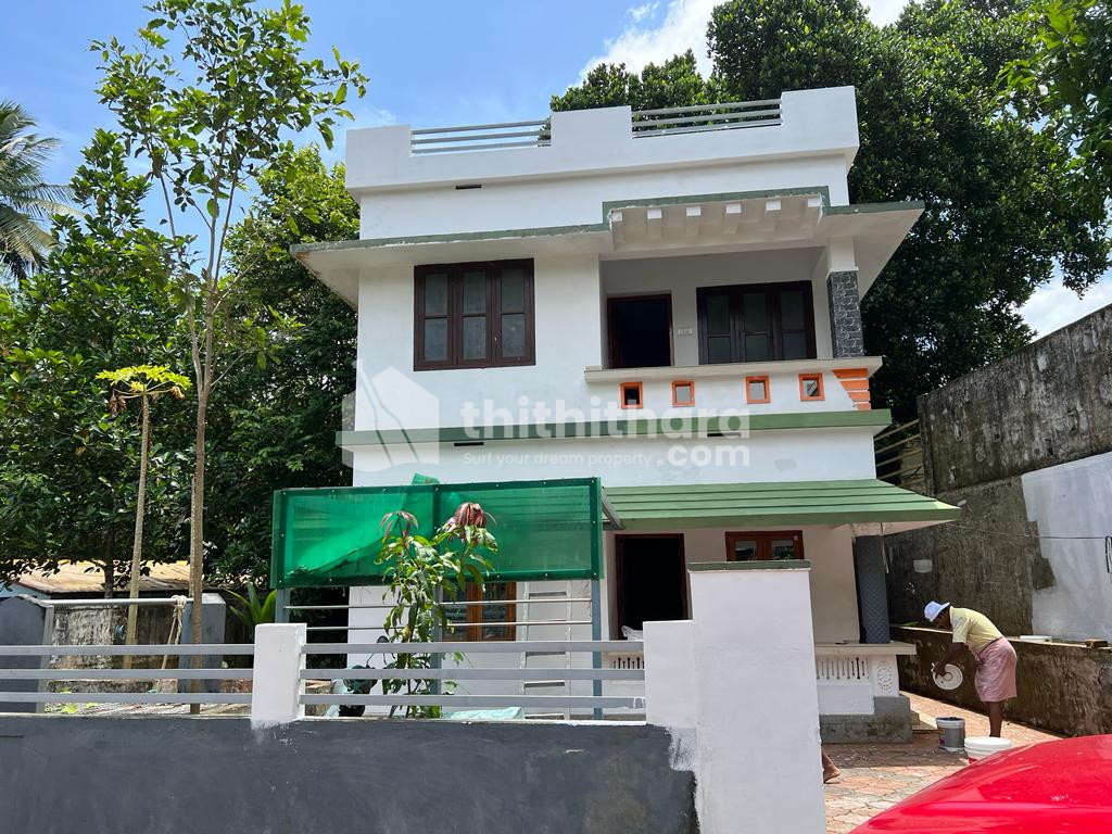 HOUSE IN OTTAPALAM FOR SALE