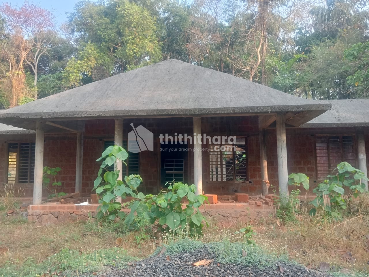 2 BHK Independent House available for Sale in Wadakkanchery Thrissur