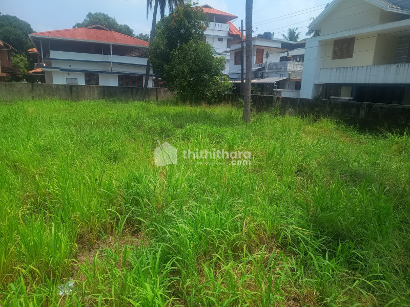 Residential Land available for Sale in Vyttila Ernakulam