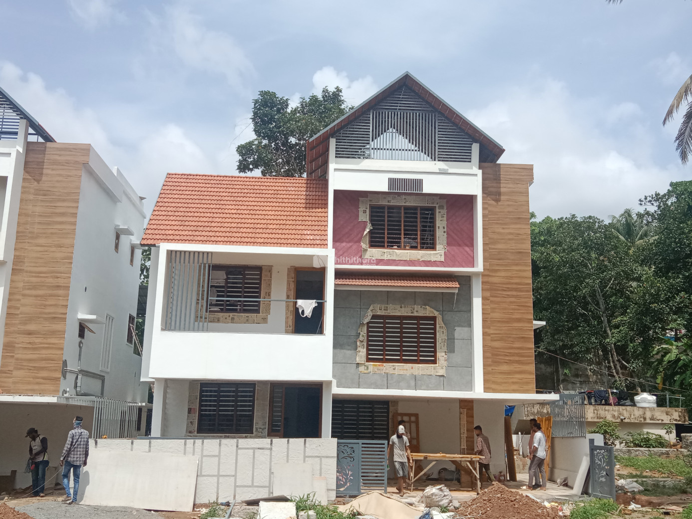 4 BHK HOUSE FOR SALE AT KAKKANAD ,ERNAKULAM