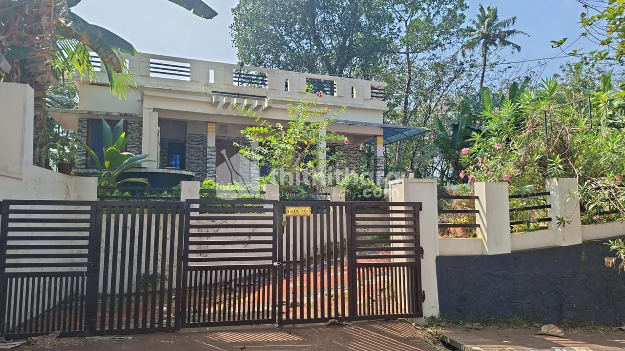3 BHK House available for Sale in Adoor Pathanamthitta