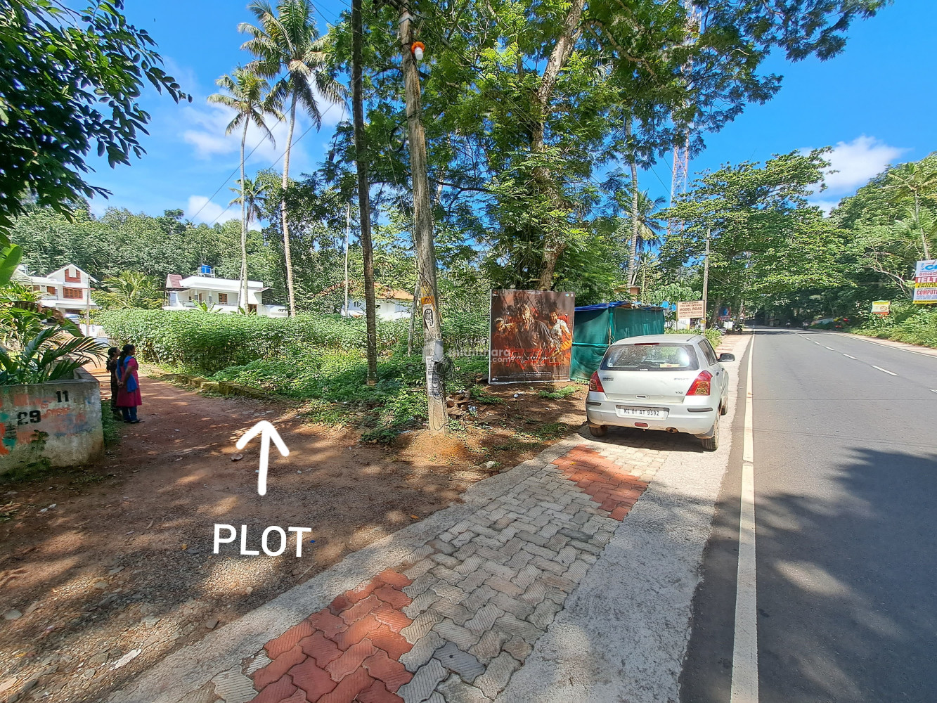 Commercial plot for sale near Kurupanthara