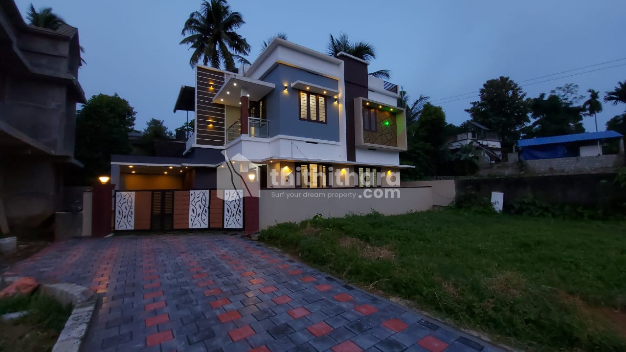 New Villa for sale at Aluva ,Chalakkal