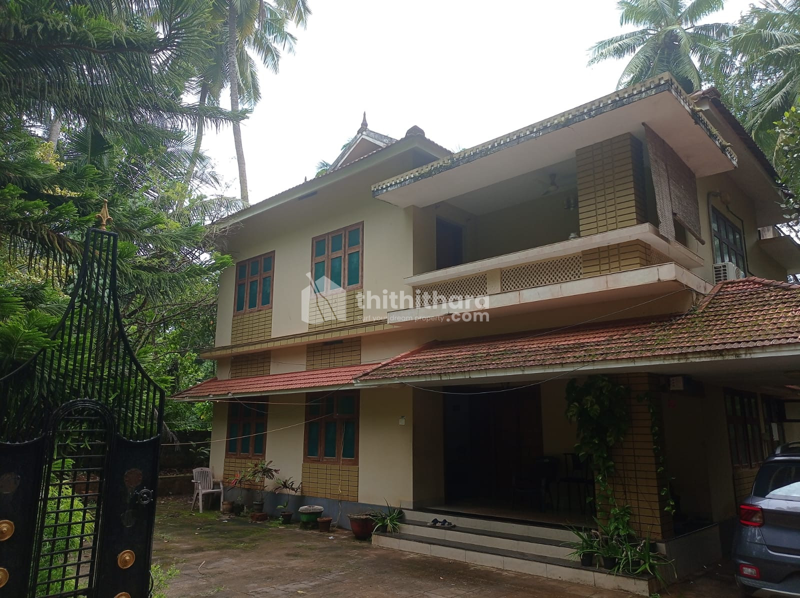 2BHK HOUSE WITH 24.25 CENT PLOT FOR SALE