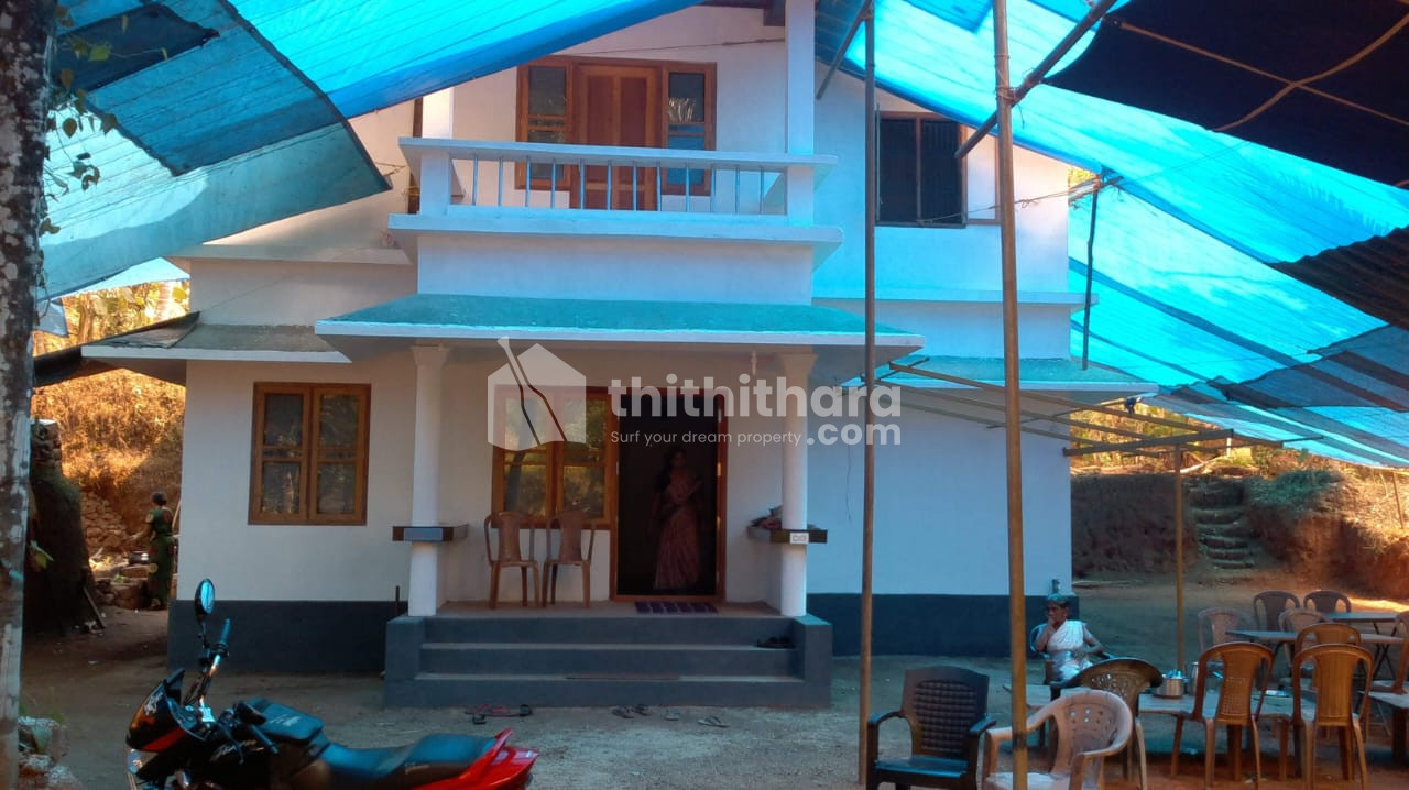 RESIDENTIAL HOUSE FOR SALE AT ,VADAKARA ,KOZHIKODE