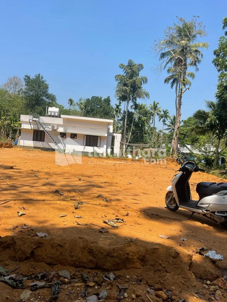 Residential Land for  sale @ Muvattupuzha, Ernakulam