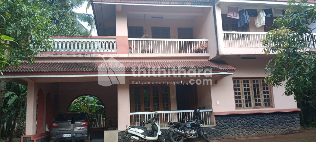 5 BHK house for sale at Kottekad ,Thrissur