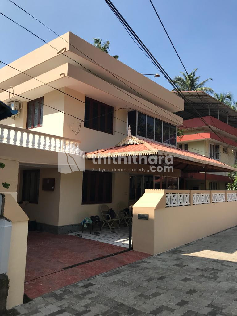 4BHK House for sale in Punkunnam
