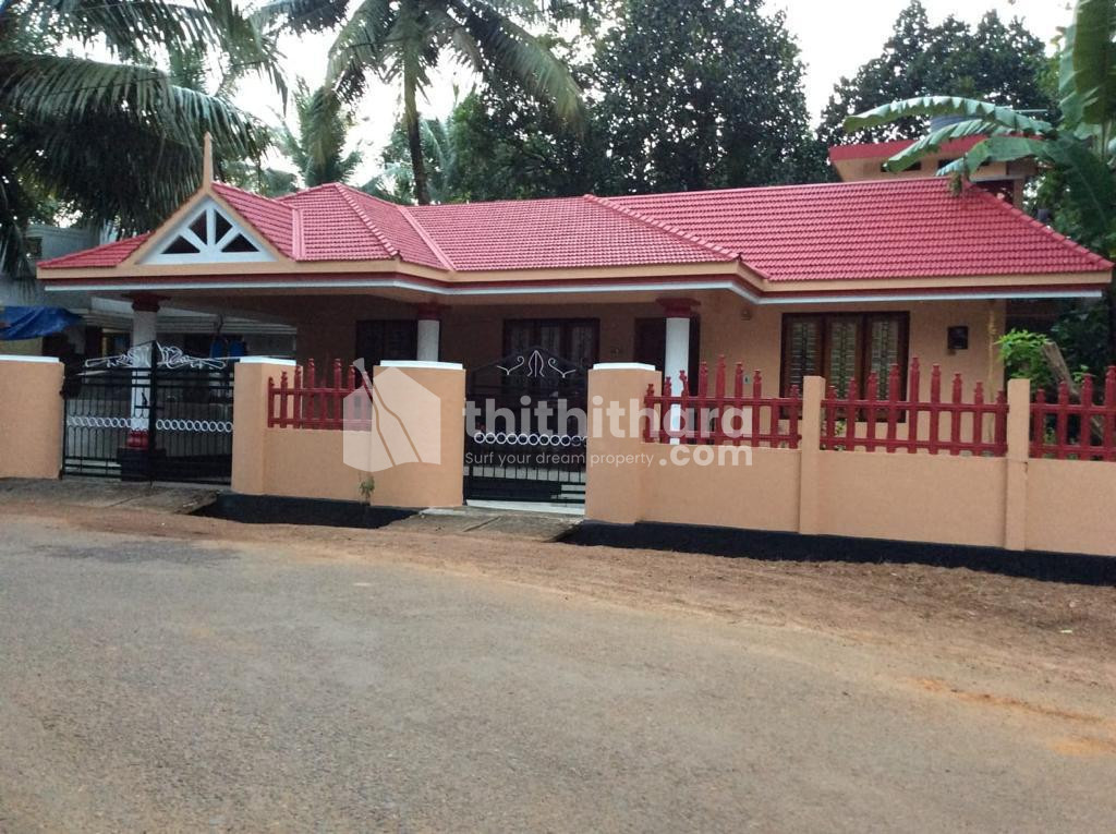 Independant Villa for sale in Athani, Thrissur