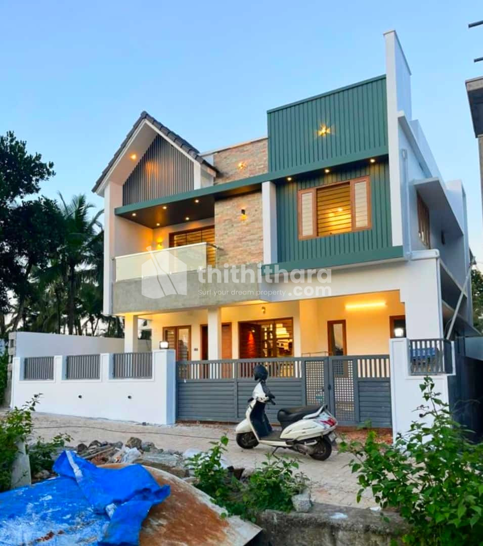 4BHK @ Trikkakkara