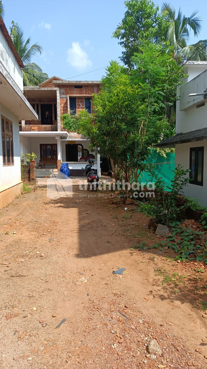 5 BHK House for Sale in OZHUKUR, KONDOTTY