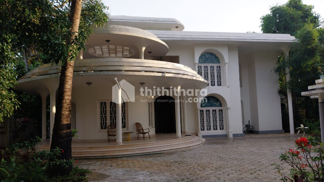 House for sale at Kodungallur Trissur