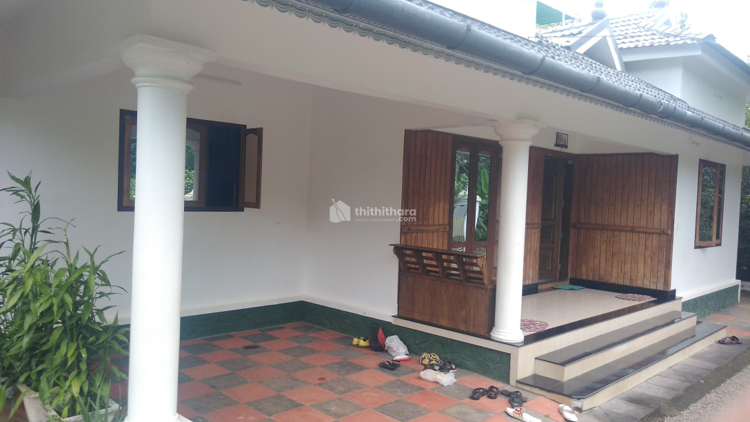 House for sale at  Ettumanoor , Kottayam