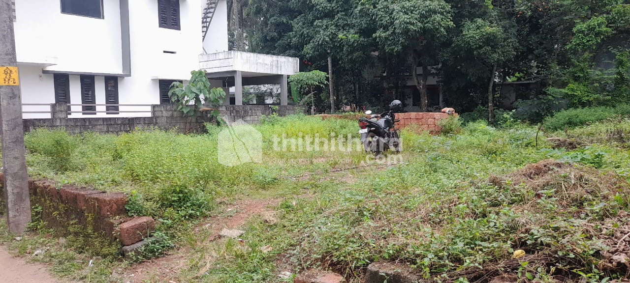 5 cent square plot for sale at Nallalam Kozhikode