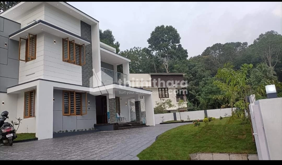 1500 sq.ft New House for sale  in Elavattom, Nedumangad