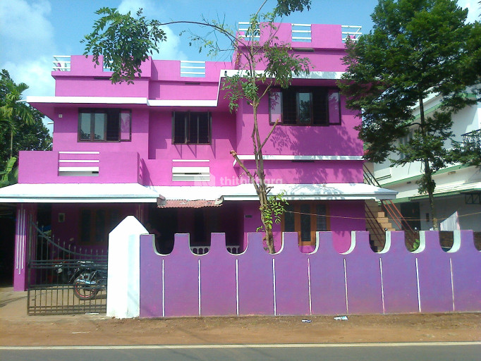 House for sale in Irinjalakkuda, Christ college road