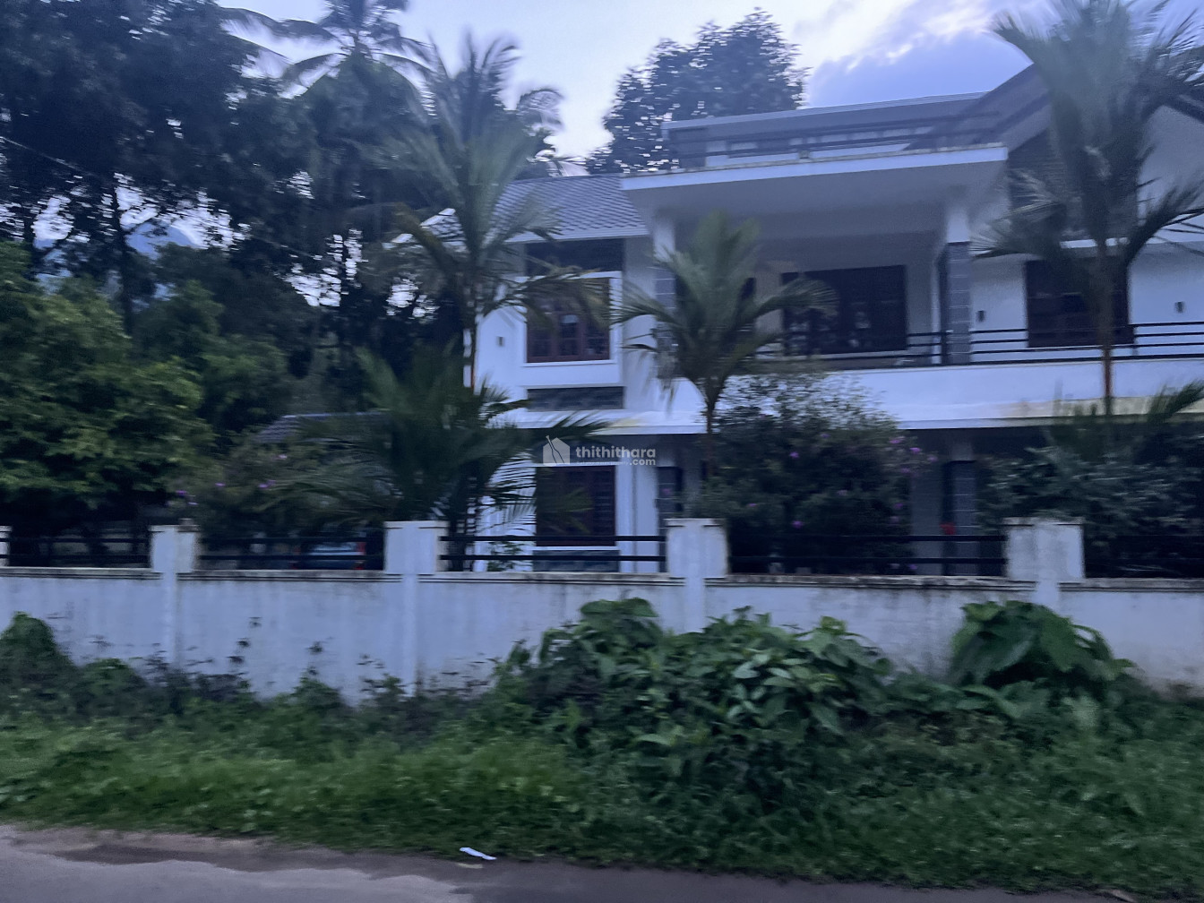 Home for Sale in Anakkampoyil, Suitable for Homestay