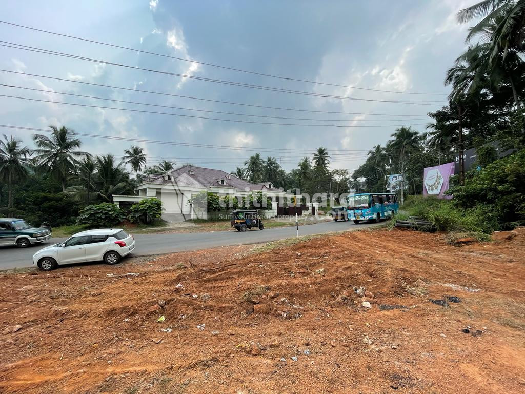 Commercial Plot for sale in Ekkaparamba, Kondotty