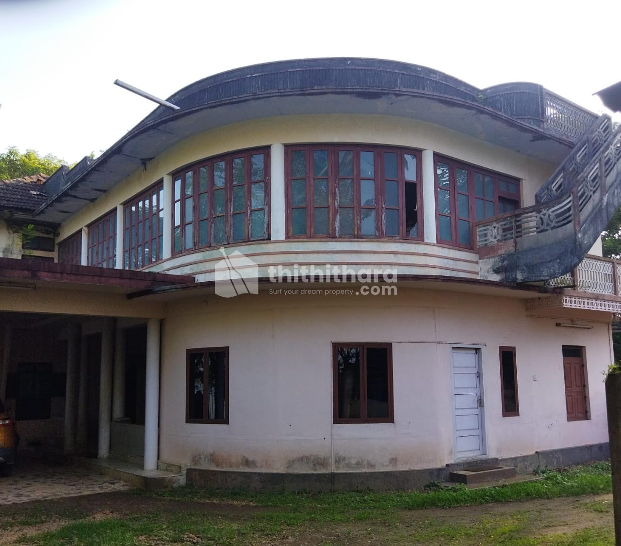 Water front 70 cents of land with house for Sale in Manappuram, Cherthala