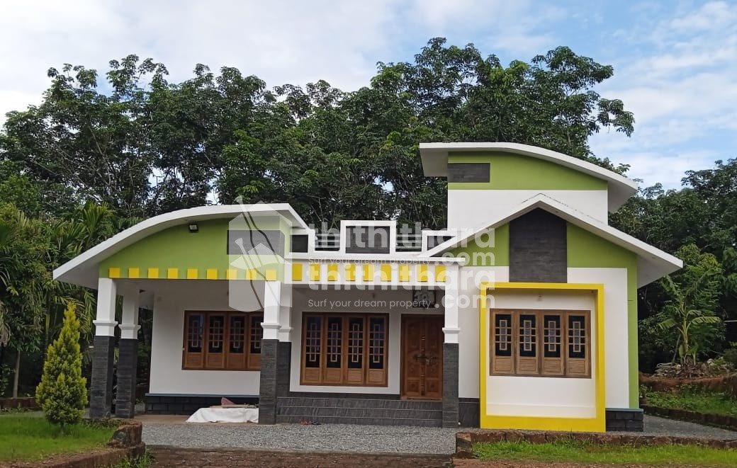House for sale in Peravoor, Kannur