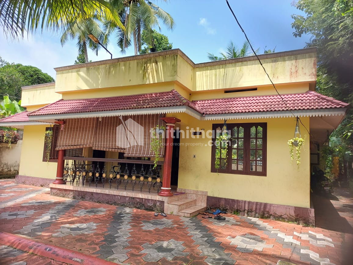 Residential house for sale at Paravur Kollam