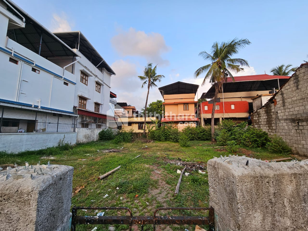 Commercial land for sale in Kizhakke Kotta