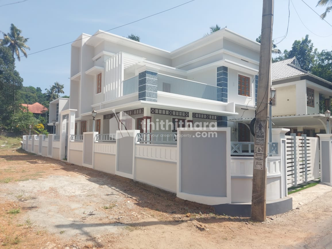 House For Sale in Kuruppampady,Ernakulam
