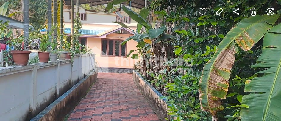 2 BHK house for sale at Kallada Road Thrissur