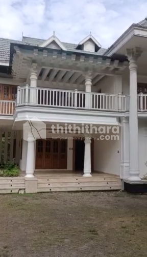4 BHK house for sale in Thrissur