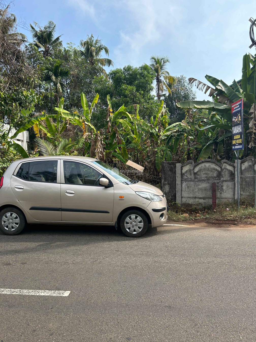 20 CENTS RESIDENTIAL PLOT ON MAIN ROAD Thrissur, Chalakudy
