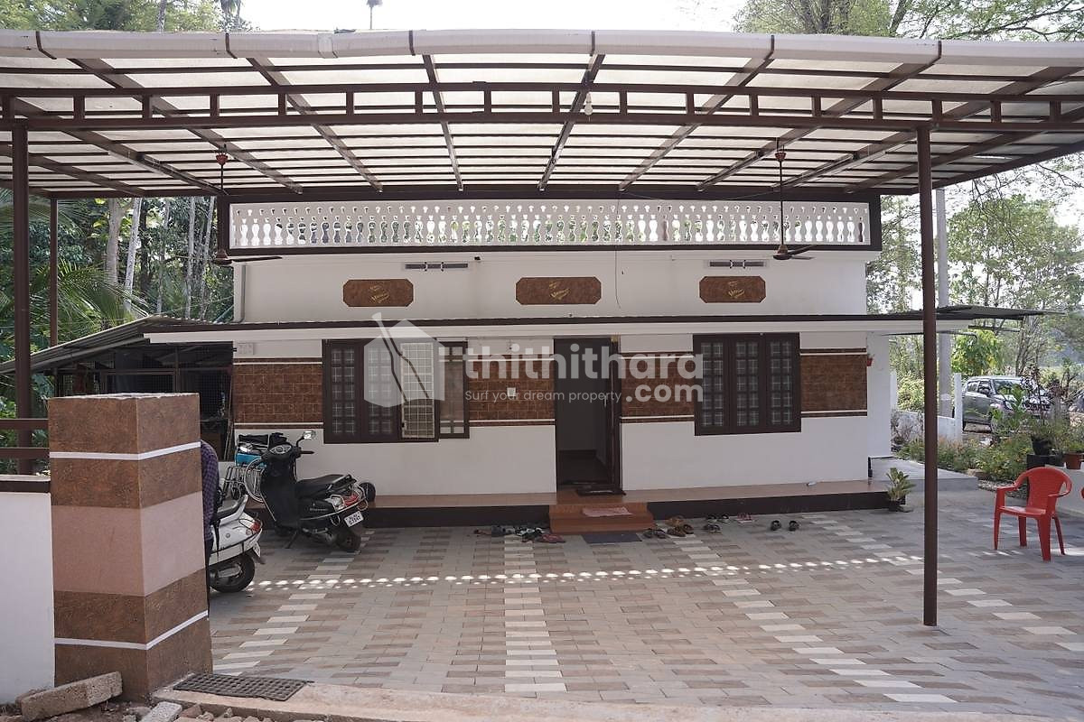 House for sale at Kodakara Thrissur