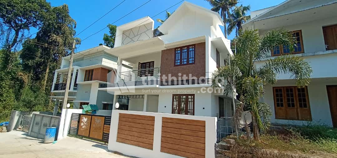 New House for Sale at Chemberkki,Ernakulam