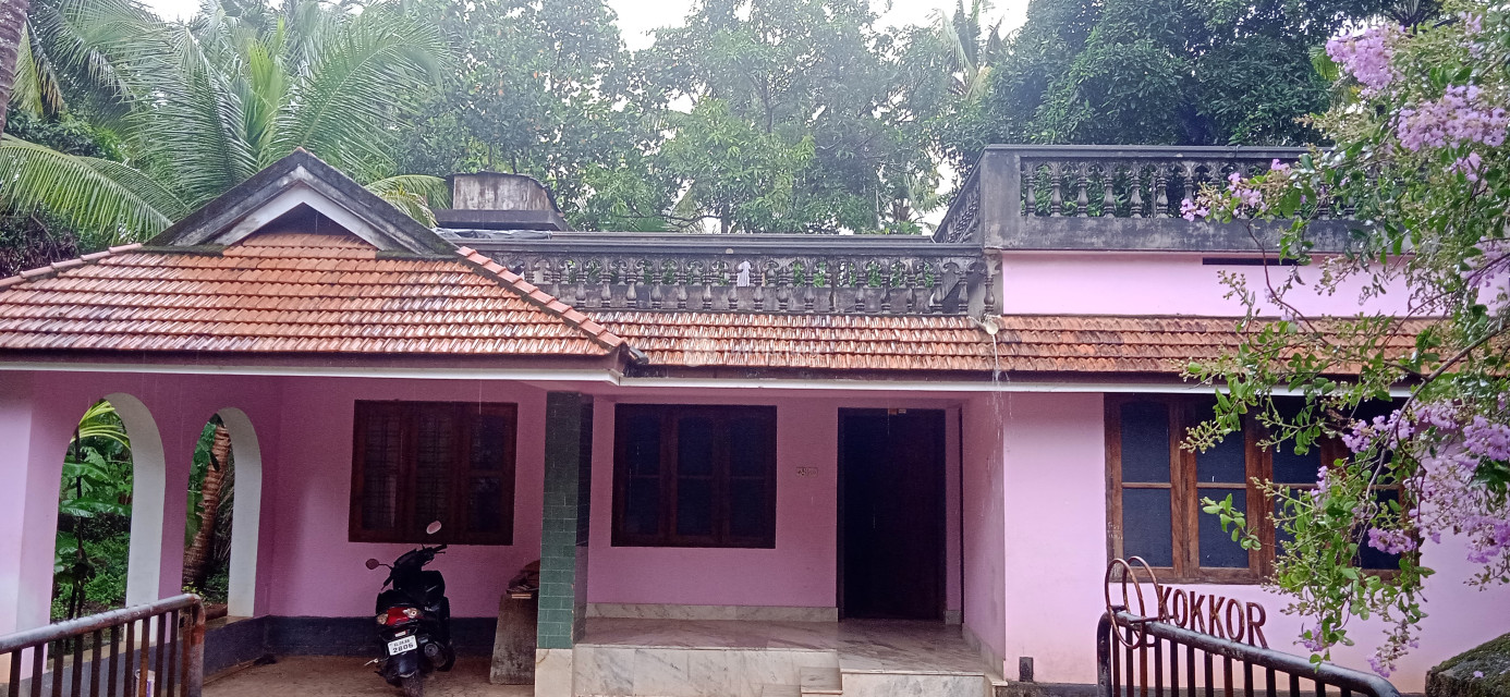 Residential house for sale at Chavakkad Thrissur
