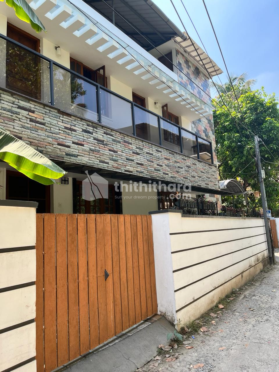 Residential house for sale at  Chilavanoor Ernakulam