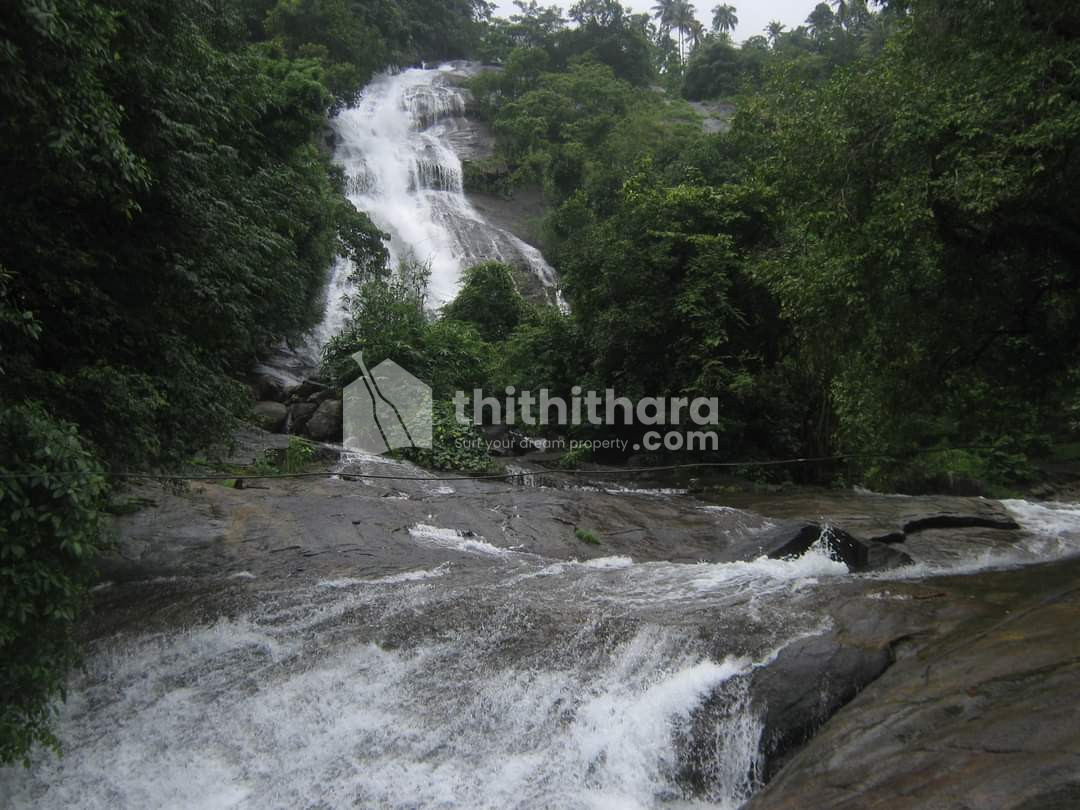 Commercial Plot for Sale at Moolamattom,Idukki