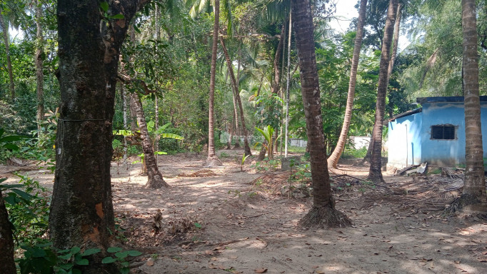 Residential land for sale at Guruvayur