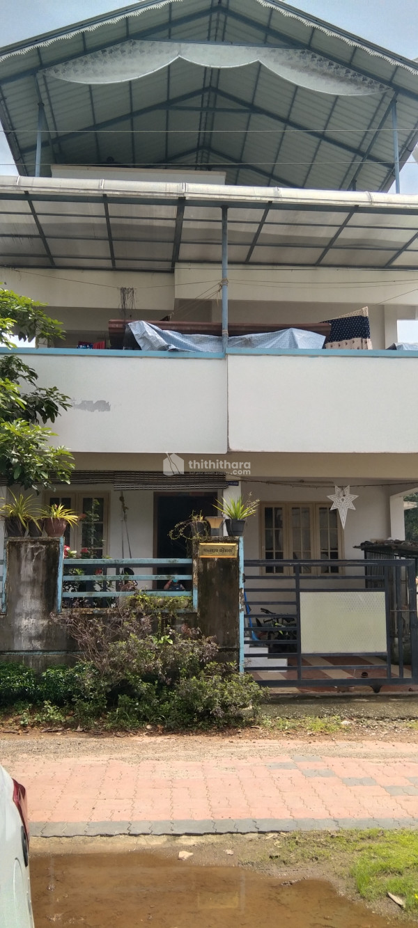 3 BHK House for sale at Ernakulam Kizhakkambalam