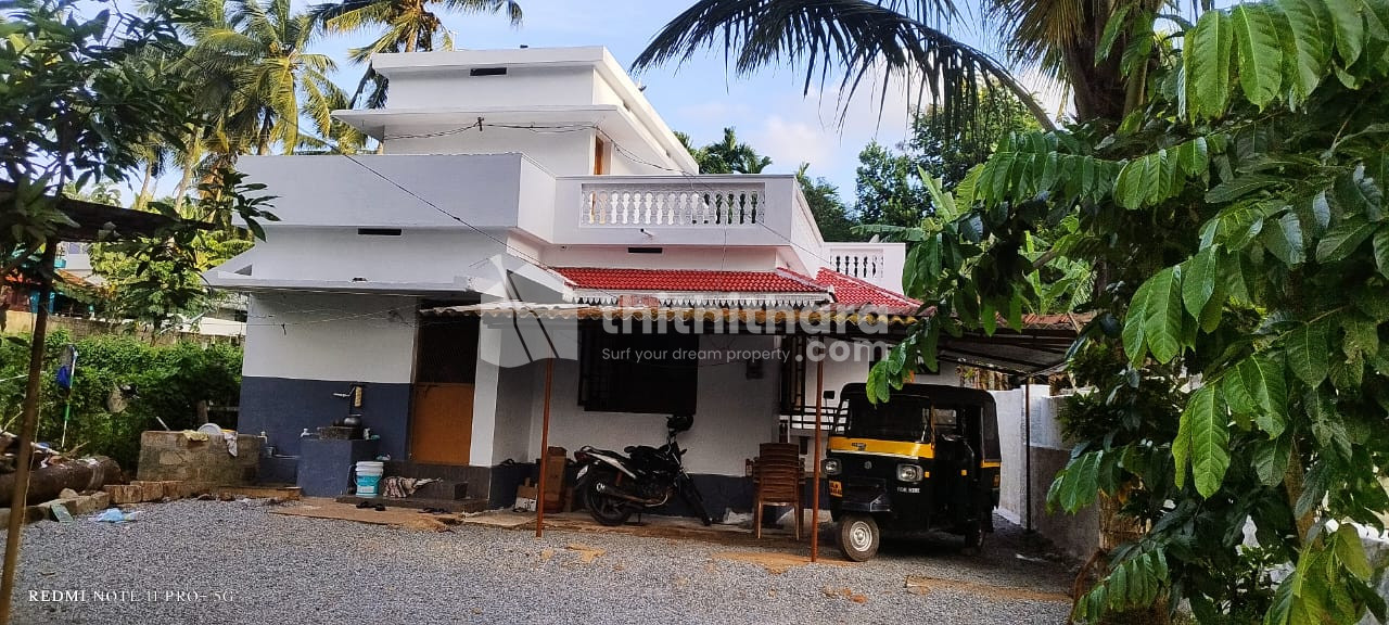 Residential House for sale at Mundur Palakkad