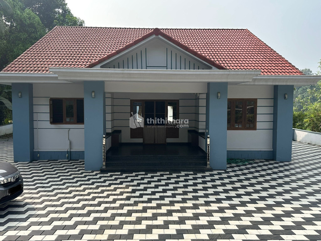 Charming 3BHK Independent House for Sale in Kallippadam, Shornur