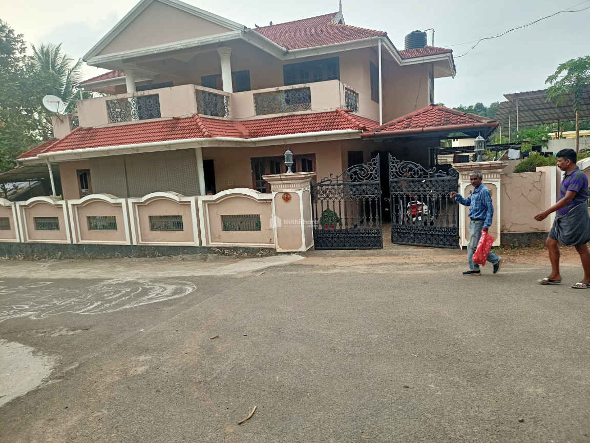 4 BHK house for sale at Koratty Thrissur