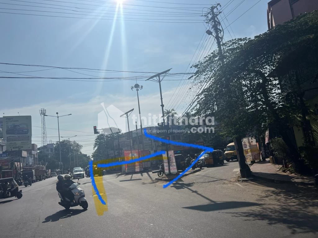 Plots are available in Anayara Pulikkal lane Thiruvananthapuram