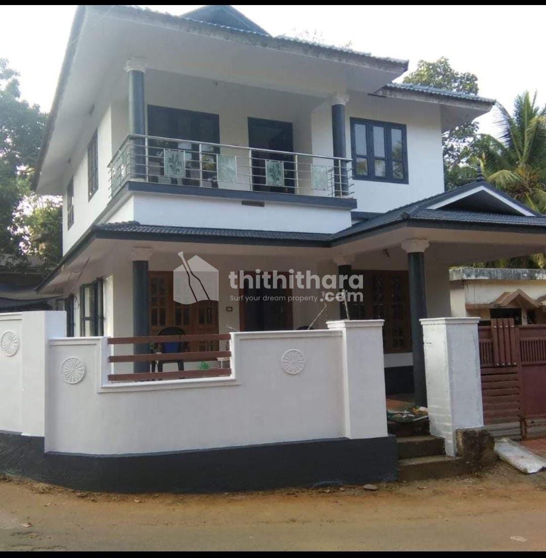 3 BHK Double story House for sale at Mannarkkad, Palakkad