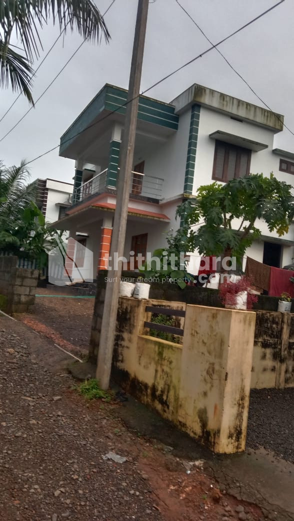 5 BHK house for sale at Padaparamba Malappuram