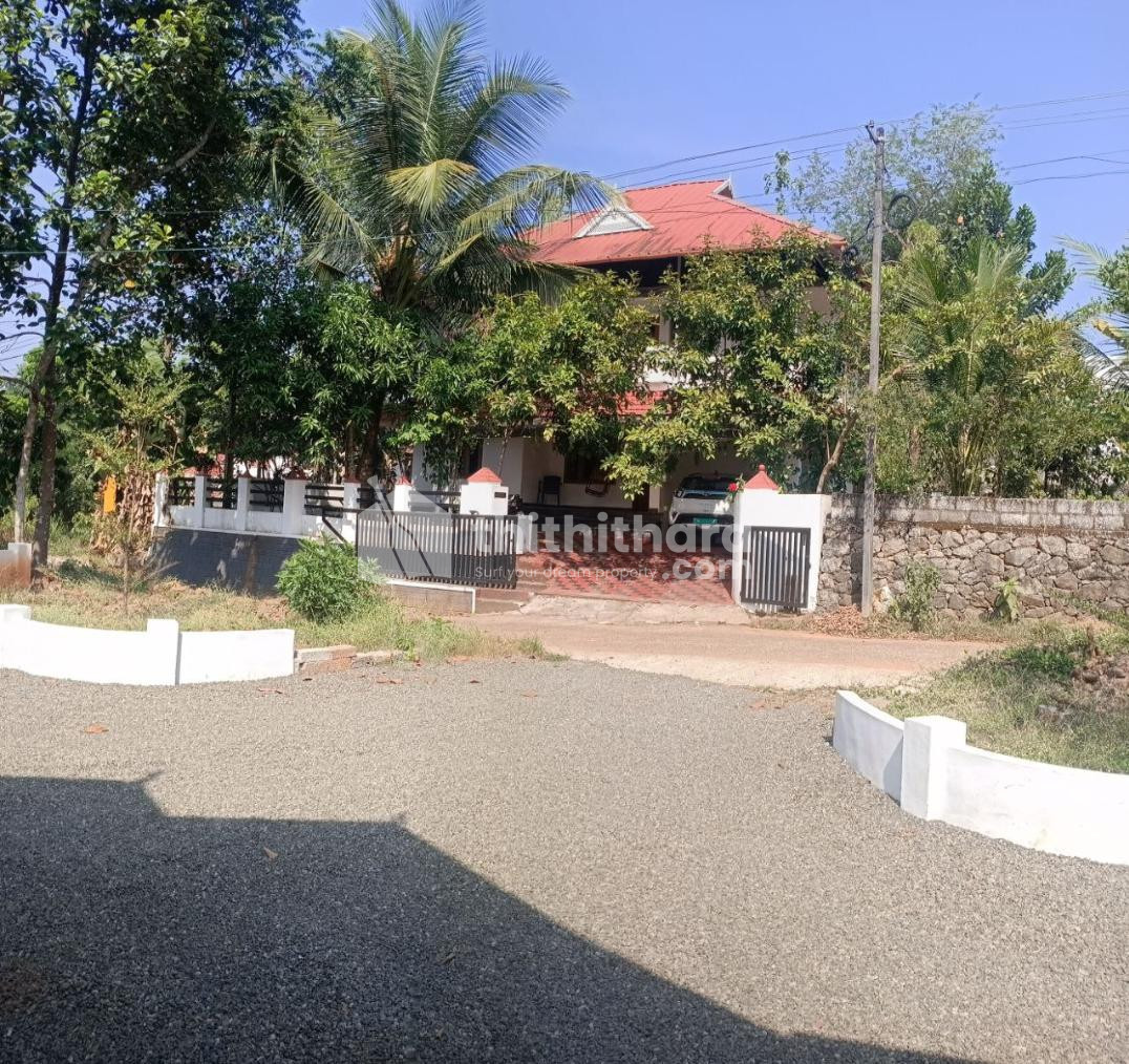 4 BHK house for sale at  Madakkathanam ,Thodupuzha