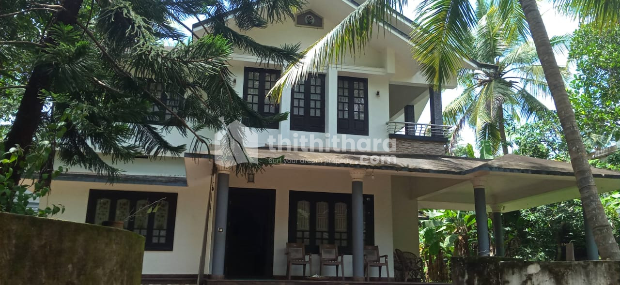 5 BHK house for sale at Thalassery Kannur