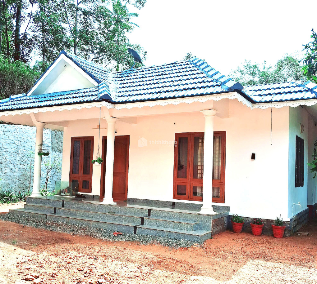 കോട്ടയം ഏറ്റുമാനൂർ പട്ടിത്താനത്തു സ്ഥലവും വീടും വിൽപ്പനക്ക്